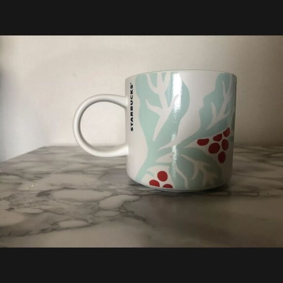 Starbucks 2018 Christmas Holly Berries Mug Matte 12 oz Coffee Cup Mint Green - Picture 2 of 4